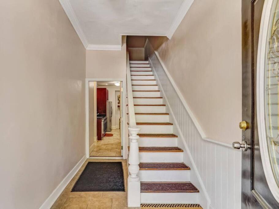 Historic Savannah Gold Private Condo With Pool - 2Bed, 1&Half Bath, Sleeps 6, 1St Floor, 15 Min Walk To Historic Savannah Center And All Attractions エクステリア 写真